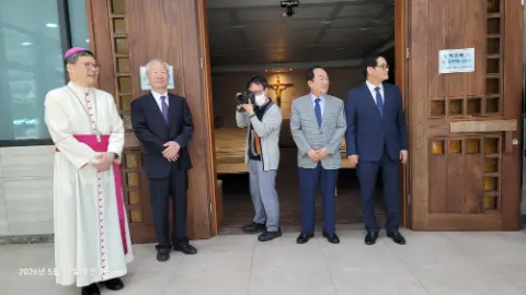 사진 32
